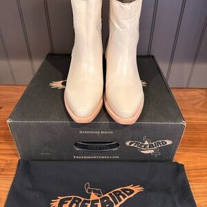 Freebird Two-Tone Matilda Leather Ankle Boots Cream Size 5 (Fits Shoe Sz 6) NIB
